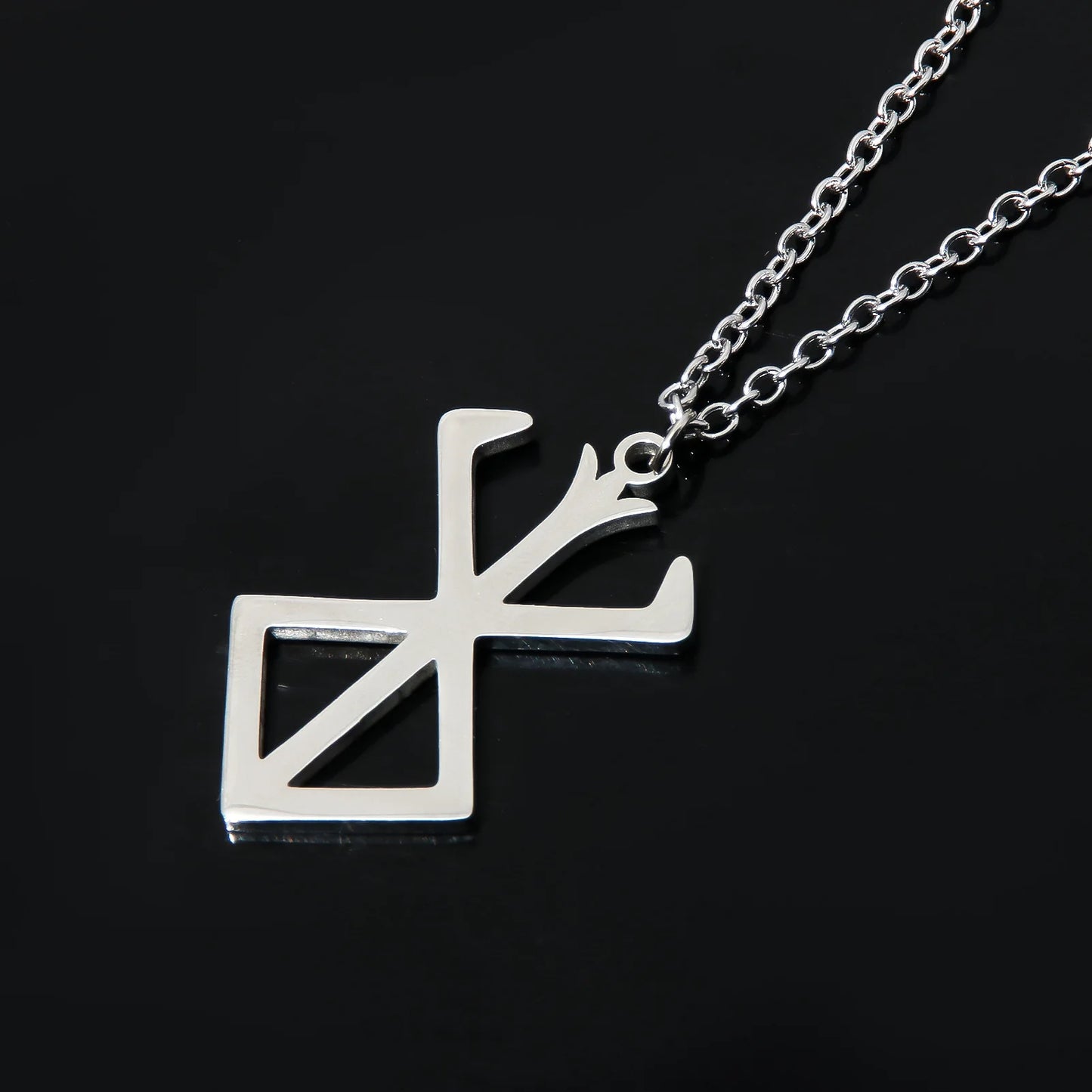 Anime Berserk Symbol Logo Necklace Trendy Fashion Guts Sword Logo Pendants Cosplay Jewelry Decoration Necklace Props Gifts 2024